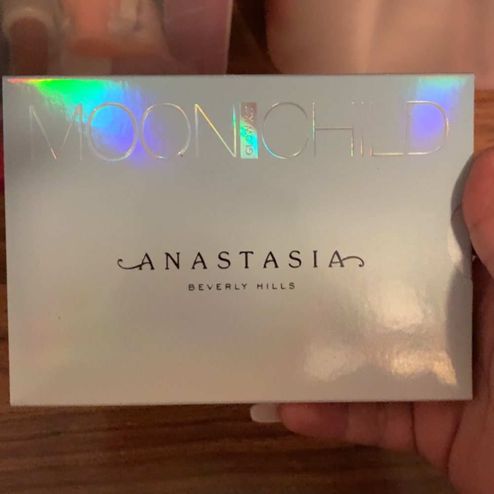 Anastasia highlight
